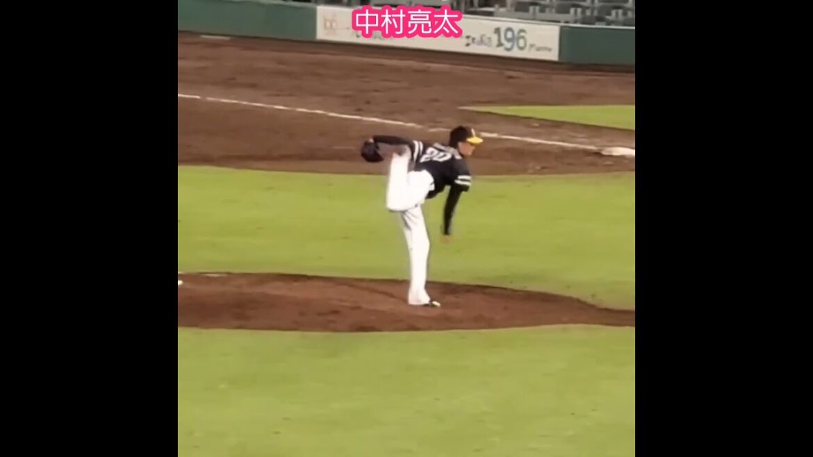 20240825　#中村亮太　#投球練習　#shorts　福岡ｿﾌﾄﾊﾞﾝｸﾎｰｸｽ2軍　投球ﾌｫｰﾑ@ほっともっとﾌｨｰﾙﾄﾞ神戸［ｳｴｽﾀﾝ･ﾘｰｸﾞ 2軍戦］