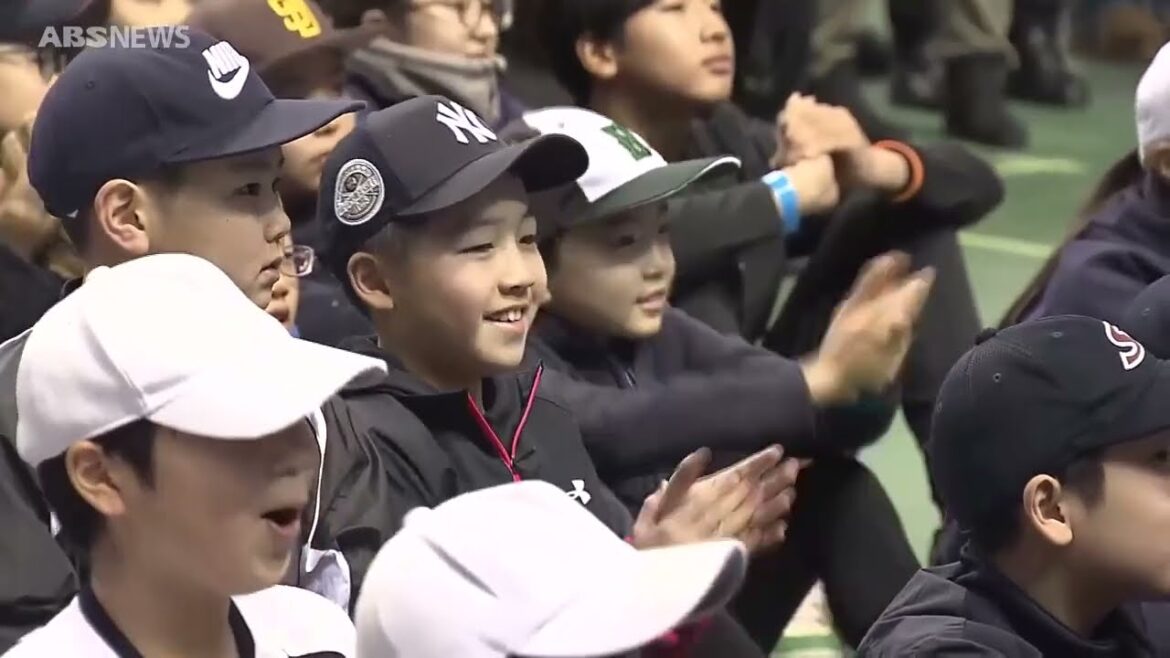 阪神・石井投手も指導！プロ投手野球教室に大興奮