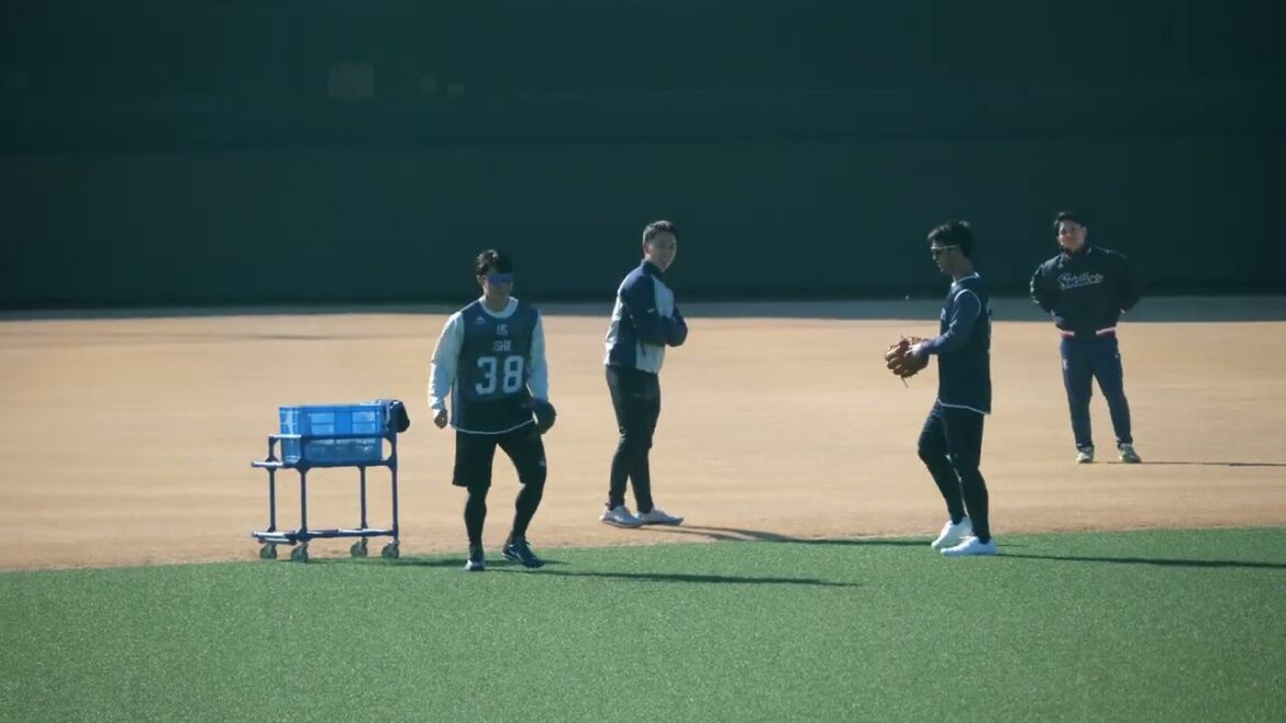 東京ヤクルトスワローズ 新人合同自主トレ 内野ノック 2026.01.10
