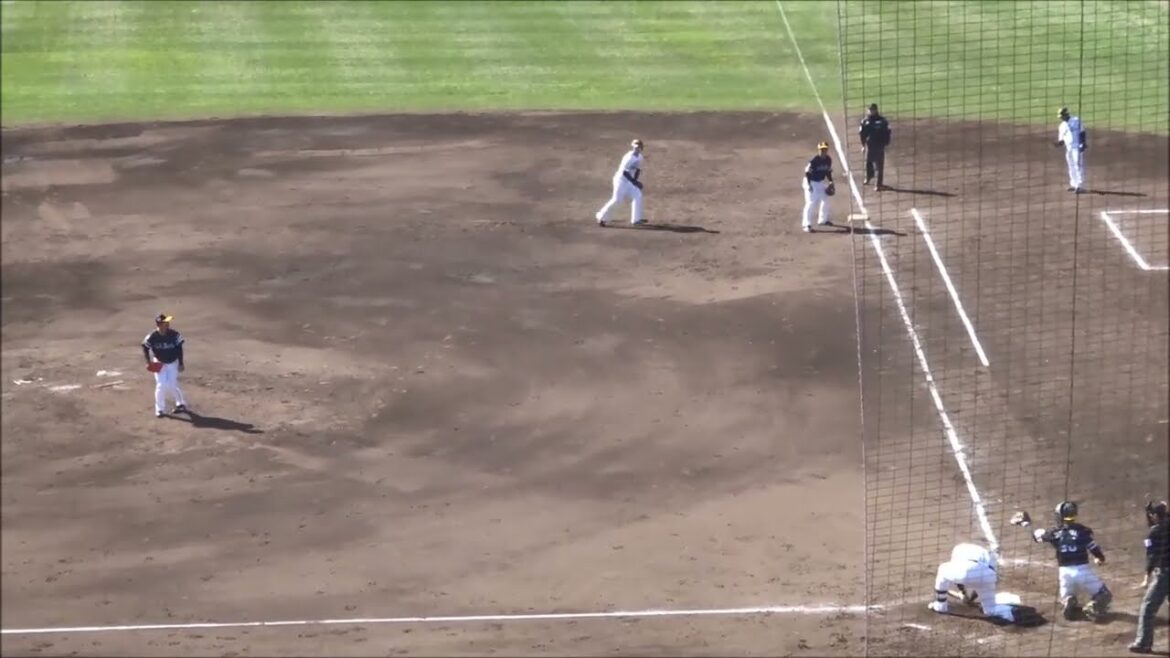 田浦文丸 vs リチャード（ホークス2025春季キャンプ・紅白戦）