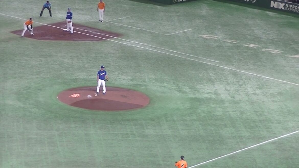 岡本和真をライトフライに打ち取る福谷浩司（2024年8月23日 読売ジャイアンツ 対 中日ドラゴンズ）