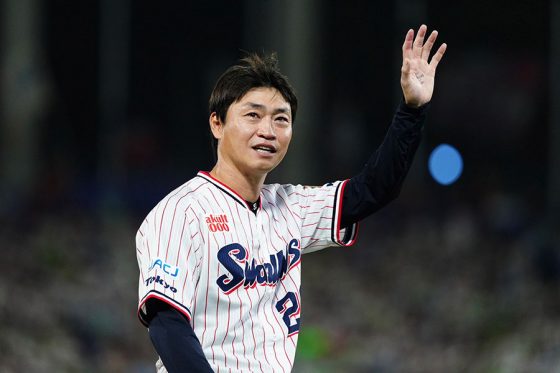 ロングコートで颯爽と登場…44歳新GMが「爆イケでした」 引退から2年、降臨にSNS虜 | Full-Count ロングコートで颯爽と登場…44歳新GMが「爆イケでした」 引退から2年、降臨にSNS虜 | Full-Count