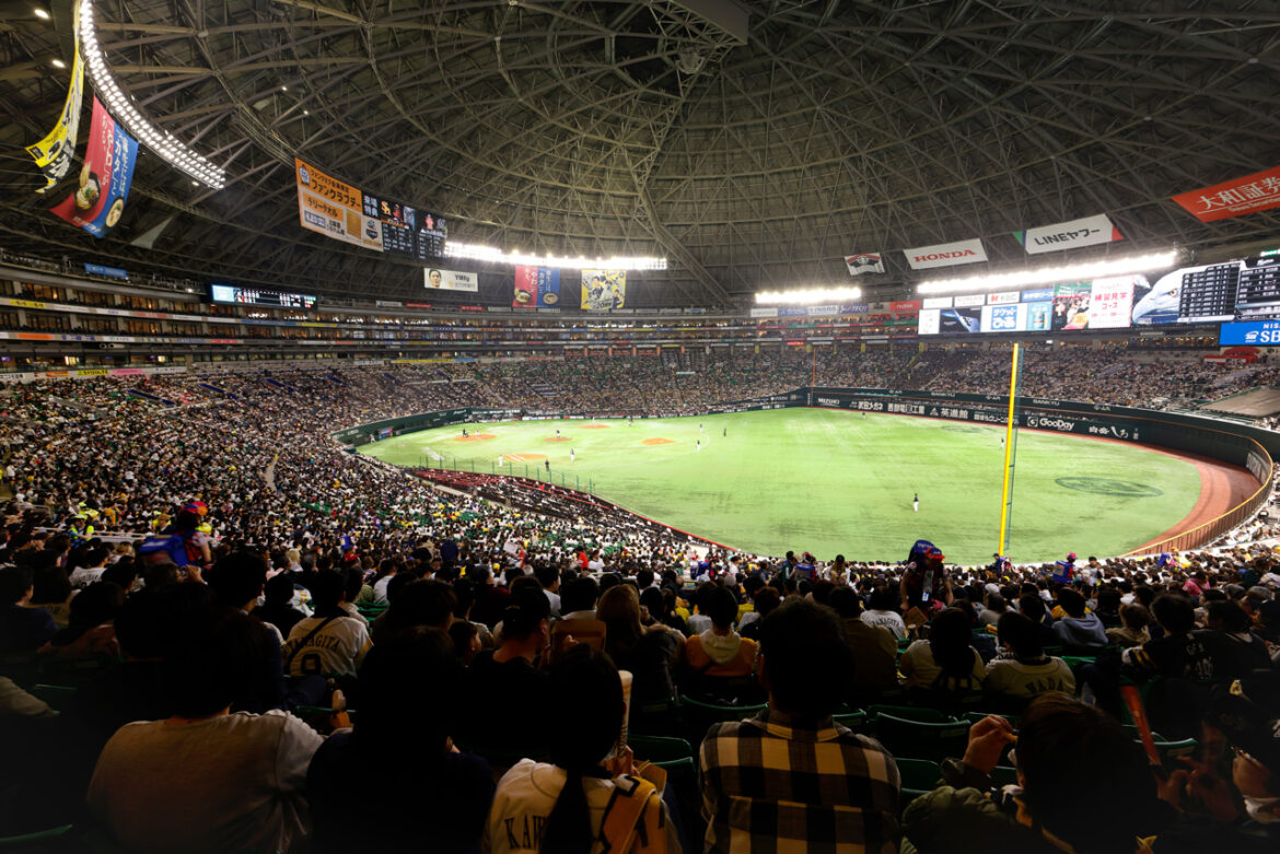 【4月7日（火）デーゲーム】60歳以上の方と学生5,000名を招待 | 福岡ソフトバンクホークス