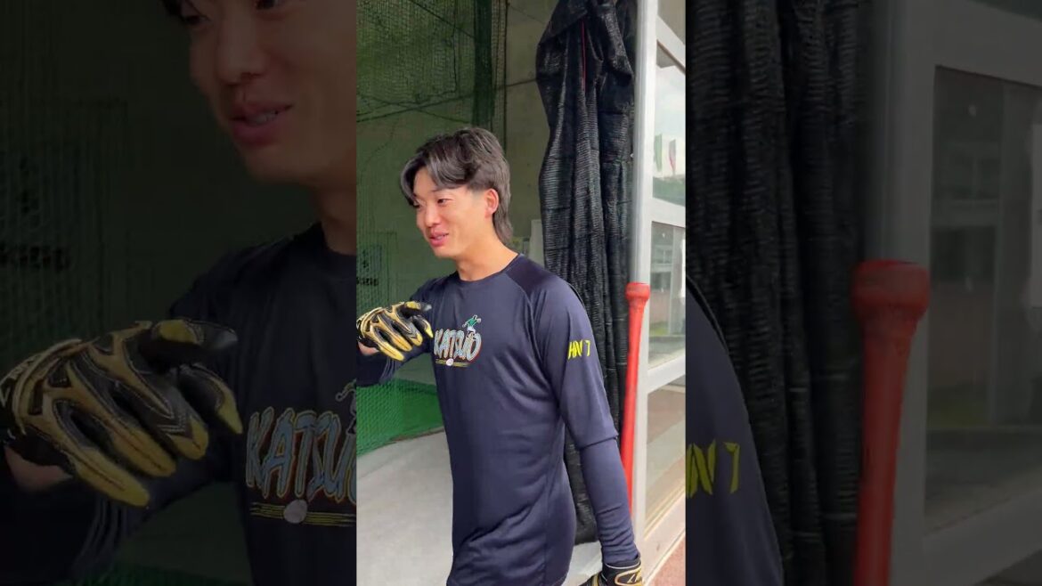 長岡秀樹選手の今日のTシャツは••• 浦添キャンプ2026第1クール2日目 #長岡秀樹 #swallows #shorts