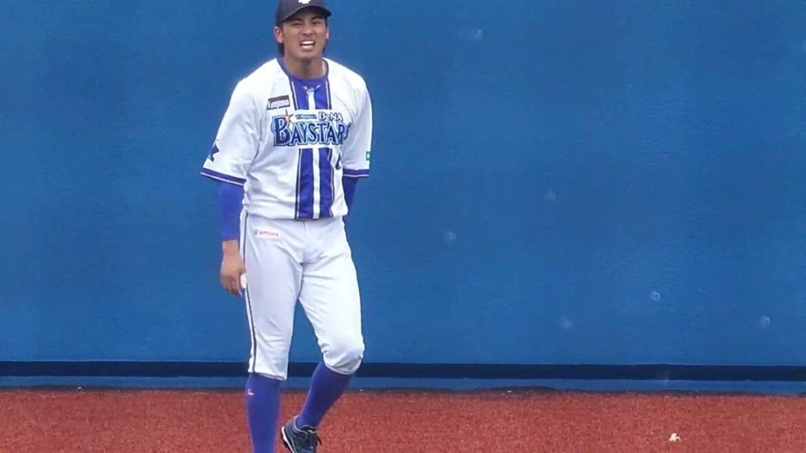 【2026/嘉手納/6日目】センター森敬斗、守備練習(2026.2.7)