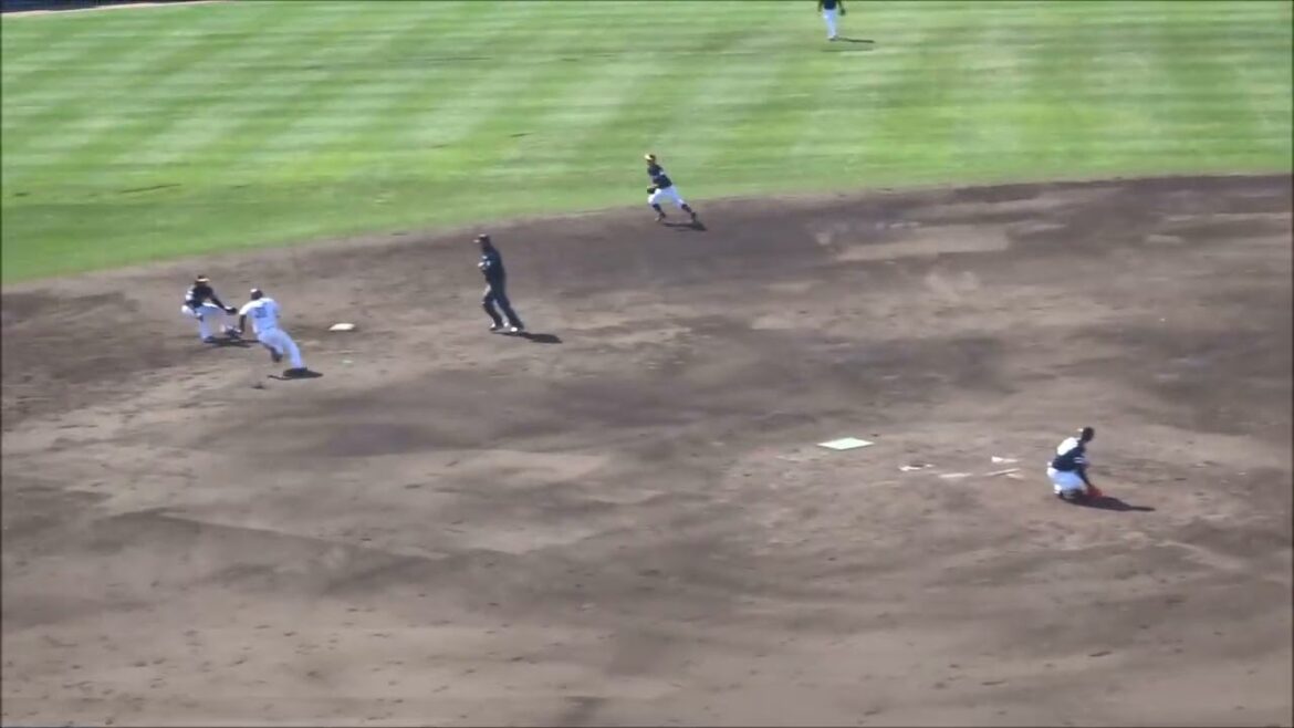 田浦文丸 vs 牧原大成（ホークス2025春季キャンプ・紅白戦）