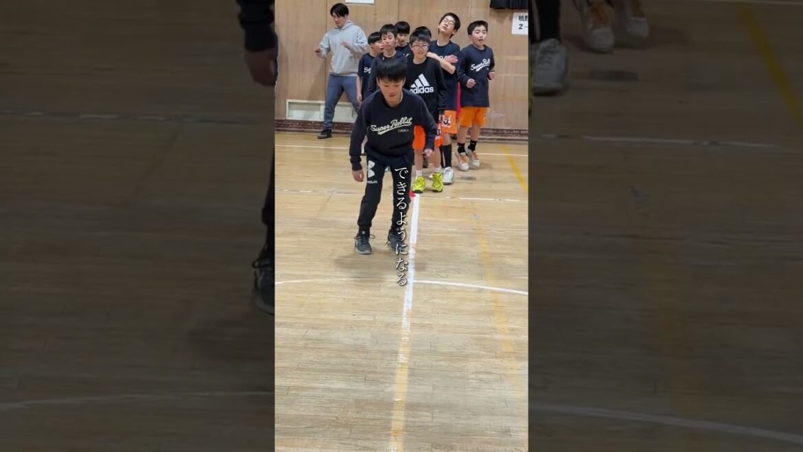 右足前、左足後ろ。左足着地。できるようになる。#ノーミングアップ#バスケットボール#脳みそスズキ