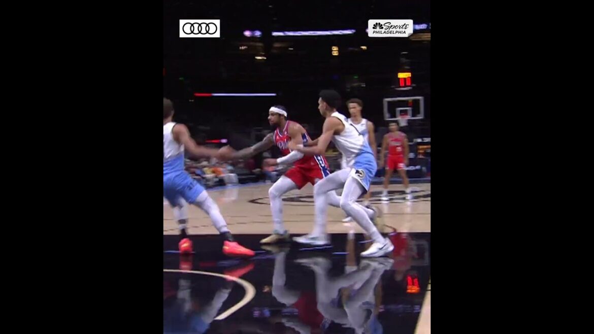 Anthony Edwards throws it down for the Sixers early in the 1st quarter @AudiUSA