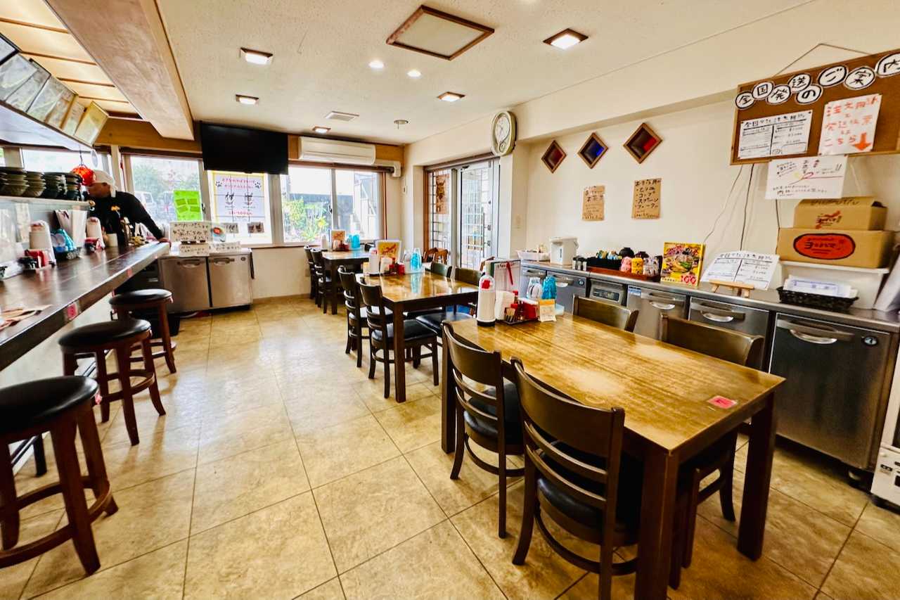 絶品スープと心温まるおもてなしに感動「おきなわそば ヨネハマ」(宜野湾市)