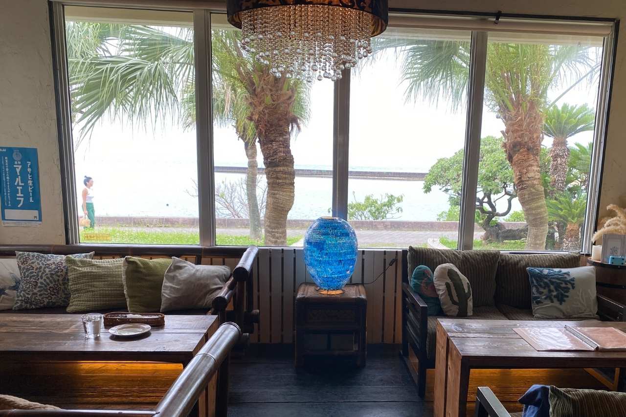 軽い口どけのふわしゅわパンケーキ「カフェロブ」の絶品モーニング（北谷町）