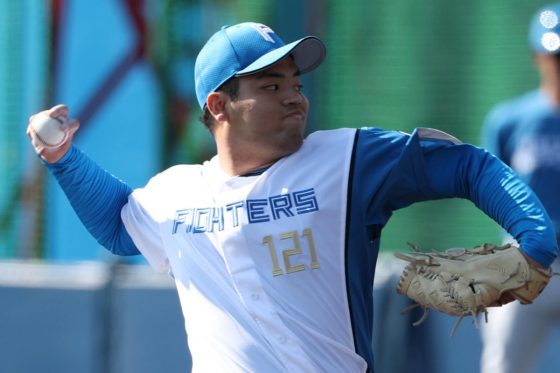 新庄監督が絶賛…驚異の3者連続三振に「びびった」 育成19歳が見せた”急成長” | Full-Count 新庄監督が絶賛…驚異の3者連続三振に「びびった」 育成19歳が見せた"急成長" | Full-Count