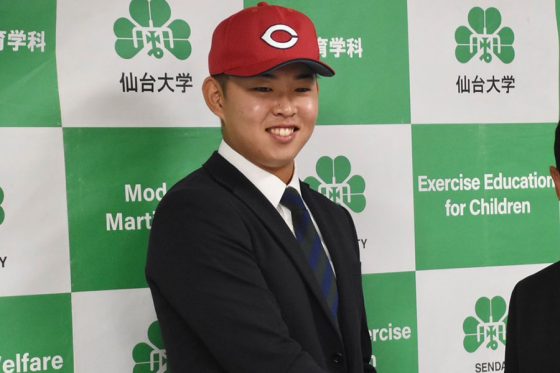 解説もびっくり「完璧ですよね…驚いた」 広島ドラ1が豪快弾、”プロ1号”に球場騒然 | Full-Count 解説もびっくり「完璧ですよね…驚いた」 広島ドラ1が豪快弾、"プロ1号"に球場騒然 | Full-Count