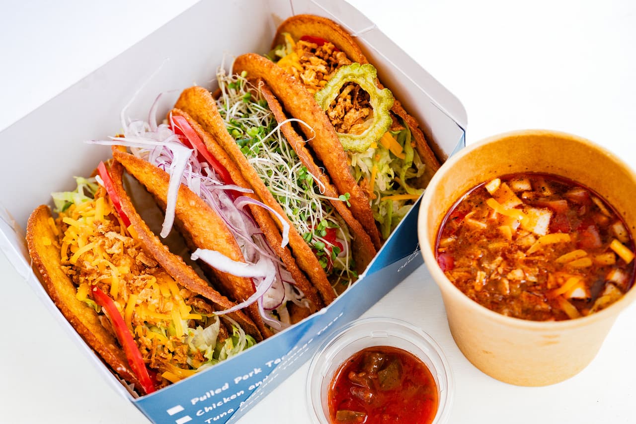 かわいいスタンドカフェがNEWオープン！完全オリジナルの絶品タコス「Famille（ファミーユ）」（名護市）