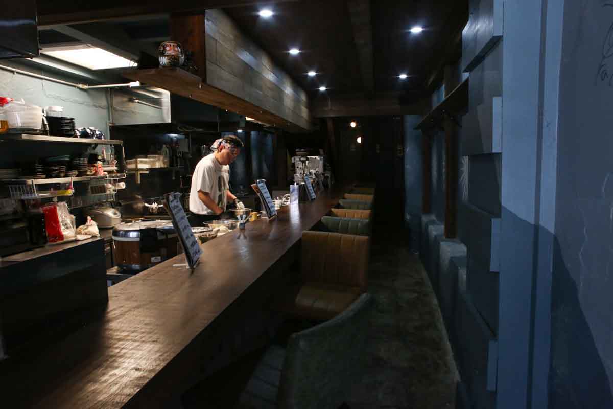 ロースカツ・ヒレカツは分厚いのにやわらか！やんばる島豚あぐーのしゃぶしゃぶはご褒美ランチにぴったり！「夏めく」で県産豚の魅力を堪能しよう（那覇市）