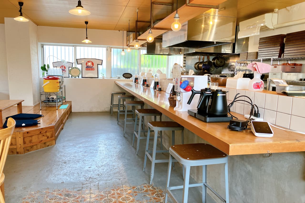 シママース本舗と作る、贅沢あさごはん専門店「シママースとあさごはん」（名護市）