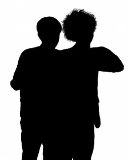 謎のお笑いコンビははたして誰？