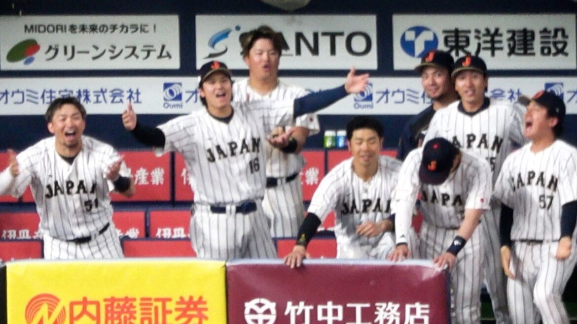 【侍ジャパン】 吉田正尚のソロHRに歓喜のベンチ 現地映像 オリックス戦 その他の得点直後のベンチ