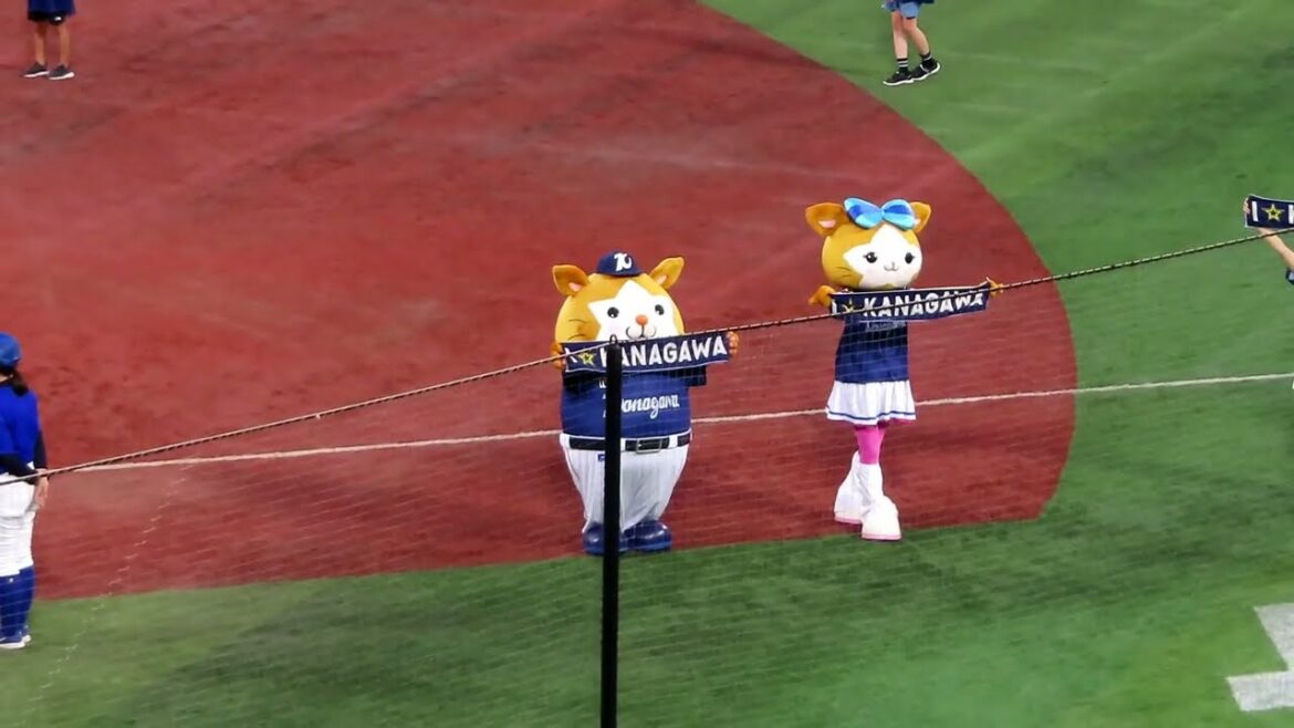 「SHOW THE BLUE」からベイスターズナインのベンチから守備位置への飛び出し（2024.7.27）