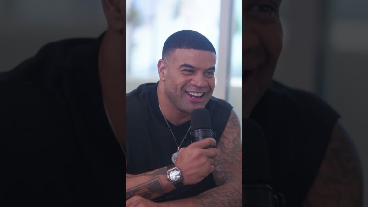 Shawne Merriman got welcomed to the league by Lorenzo Neal BAD🤣