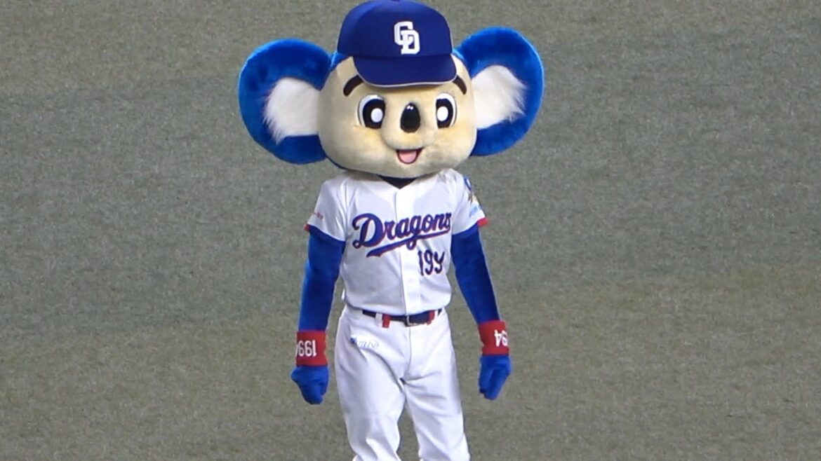 久々に聞くロッテファンの応援の圧に驚くドアラ