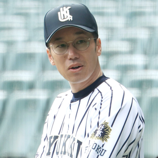 元プロ野球選手の九州国際大付・楠城祐介監督に聞いた「給料」「世襲の損得」「指導法」【2026年春のセンバツ 監督突撃インタビュー】(日刊ゲンダイDIGITAL)|dメニューニュース(NTTドコモ) 元プロ野球選手の九州国際大付・楠城祐介監督に聞いた「給料」「世襲の損得」「指導法」【2026年春のセンバツ 監督突撃インタビュー】