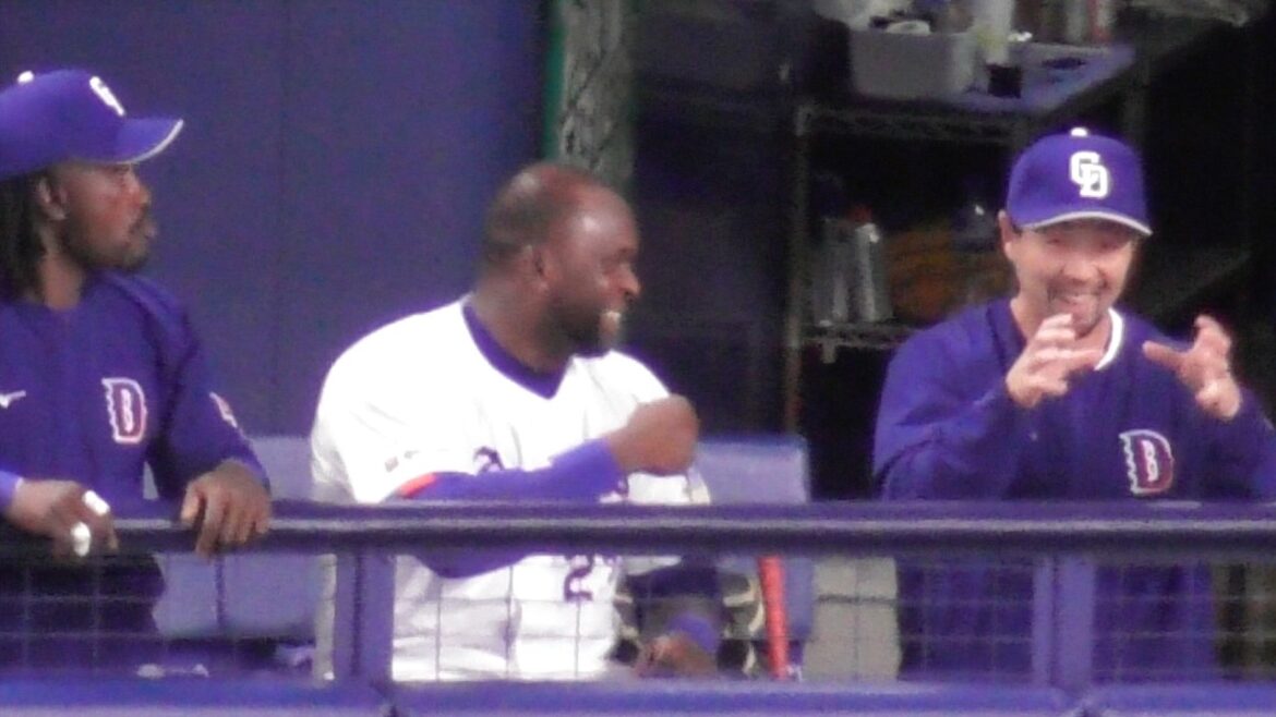 阿部ちゃん考案  ゴリラ&バナナ  サノーHR新パフォーマンス 　中日ドラゴンズVS東北楽天ゴールデンイーグルス　2026/03/15