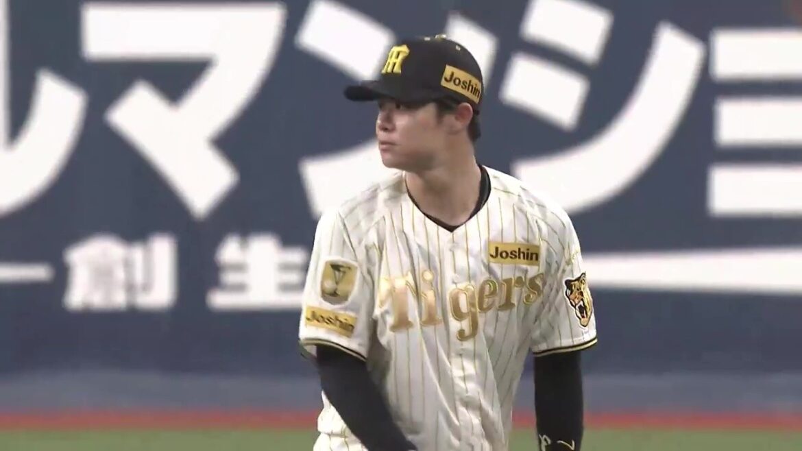 Hanshin-Tigers: 【好プレー】4回表、セカンドの横を抜けそうな当たりを #中野拓夢 選手が好守で魅せる!【2026/4/1 T-DB】 【好プレー】4回表、セカンドの横を抜けそうな当たりを #中野拓夢 選手が好守で魅せる!【2026/4/1 T-DB】