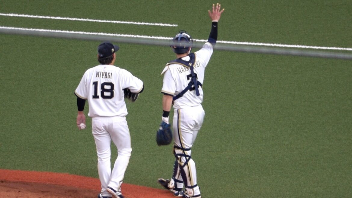 緊急降板の宮城大弥...心配するオリックスの選手たち