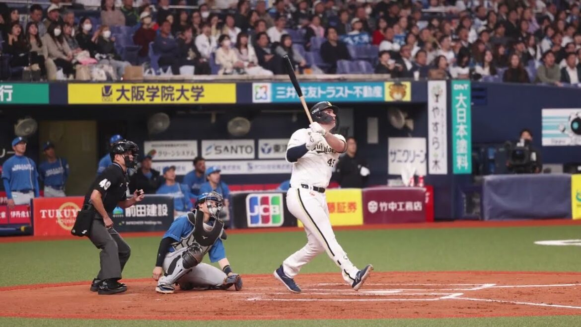 遂に出た！オリックス新外国人シーモアの来日初ホームランは遥か彼方へ！！