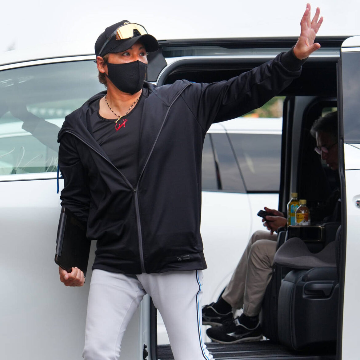 Director Tsuyoshi Shinjo