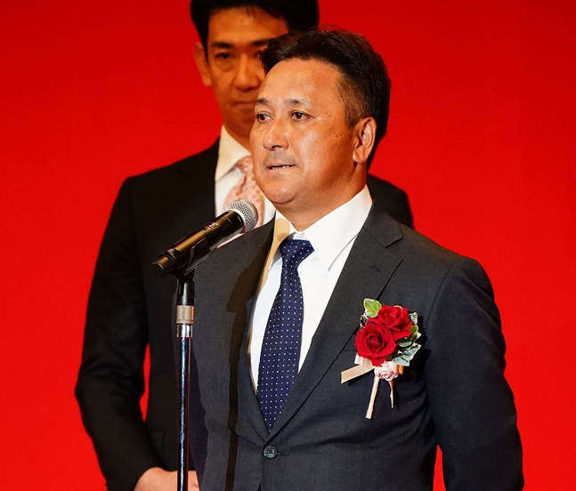 20~25シーズンを終えて中日球団の行事に出た落合コーチ。 /写真=中日ドラゴンズ公式SNS