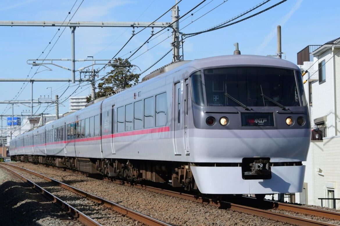 西武鉄道「ビール特急2026」運行！ 10000系レッドアローが“走るビアガーデン”に！ 辻発彦氏ら出演の野球応援列車も登場 予約方法・価格まとめ | 旅とおでかけ 鉄道チャンネル