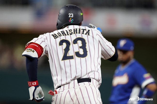 ベネチアと8強戦でホームランを打った森下。 /AFPBBNews=ニュース1