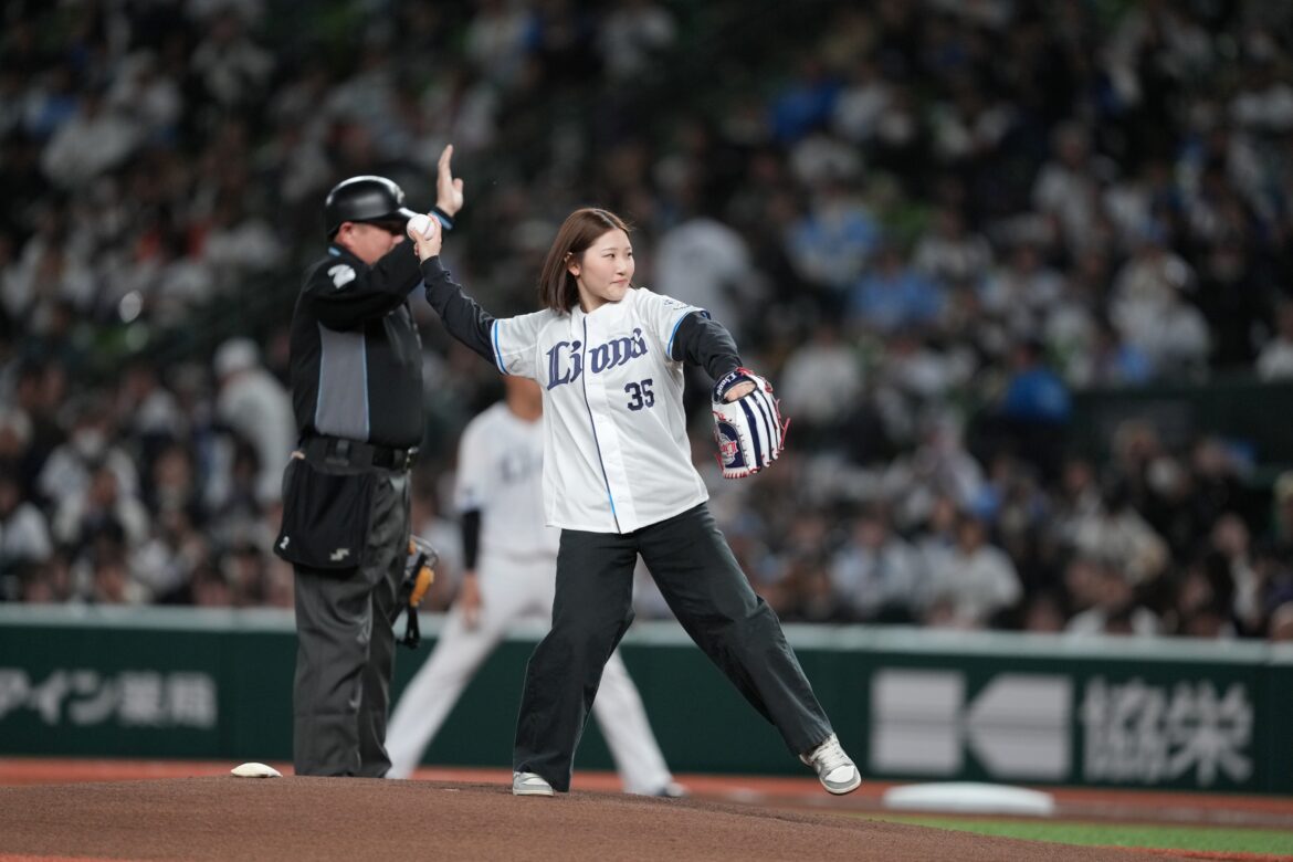 冬季五輪の熱気を埼玉に！ 銅メダリスト・小野光希選手が始球式に登場 ライオンズ2026年ホーム開幕戦 | 所沢なび