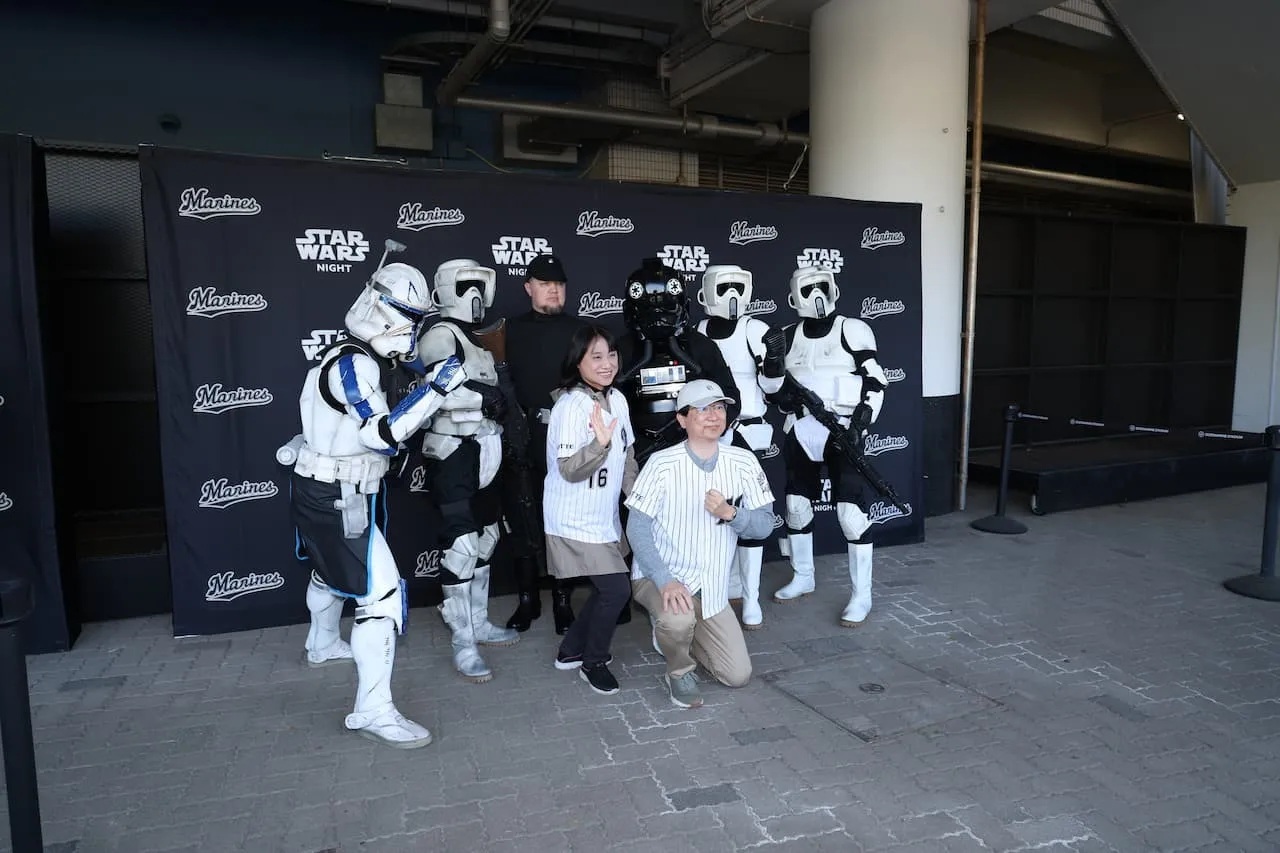 キャラクターとの撮影も可能 *写真は昨年の様子