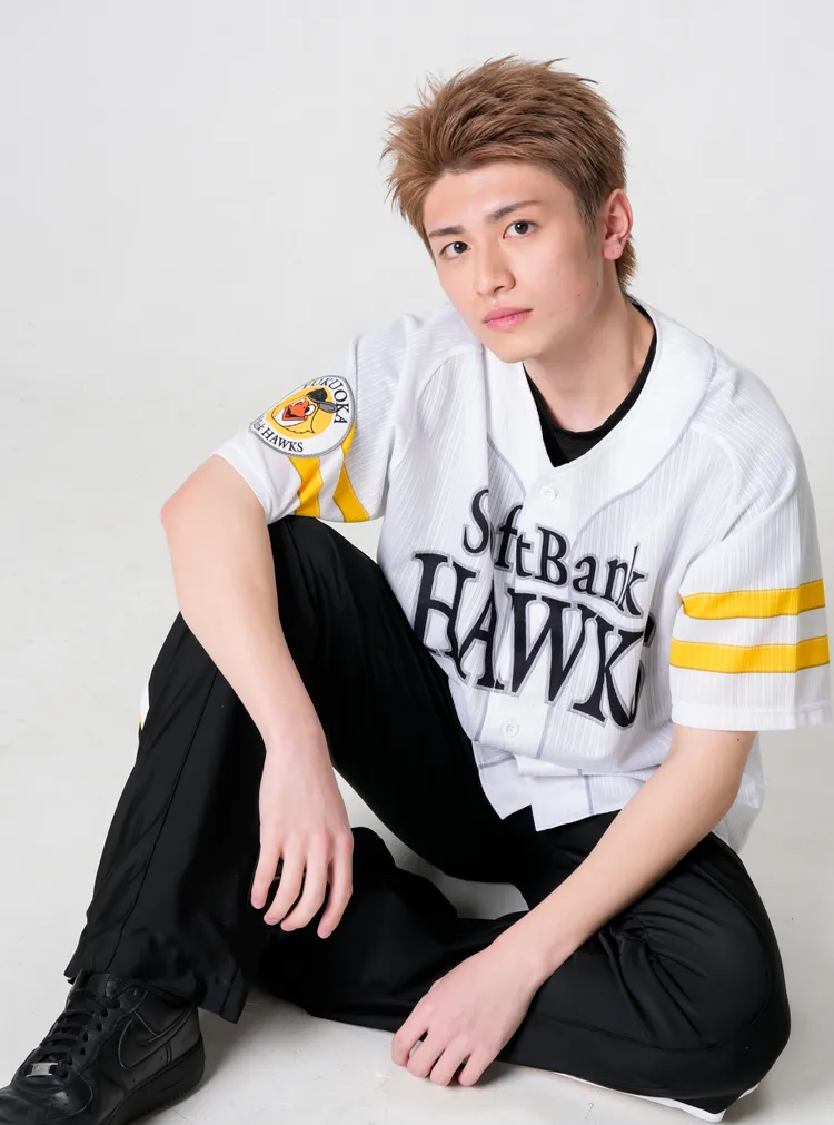 「アクロバットパフォーマー」Yoshitoさん © SoftBank HAWKS