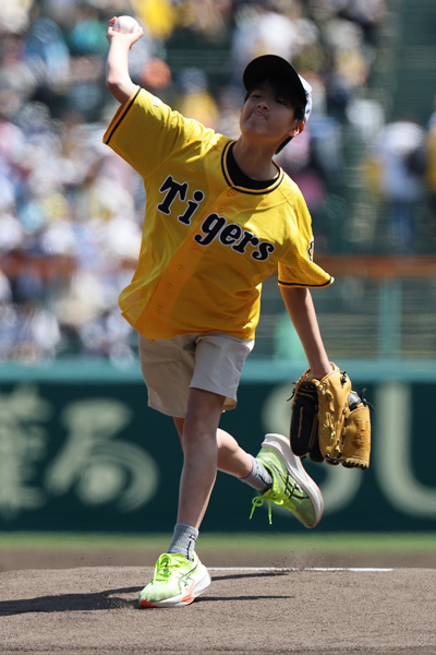 ファーストピッチセレモニー