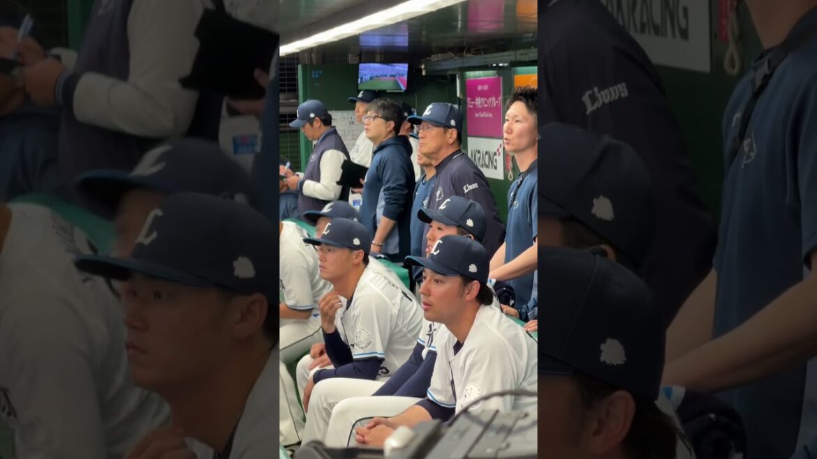 【チームメートの絆！】プロ初勝利の #黒田将矢 投手を称える #平沢大河 選手！