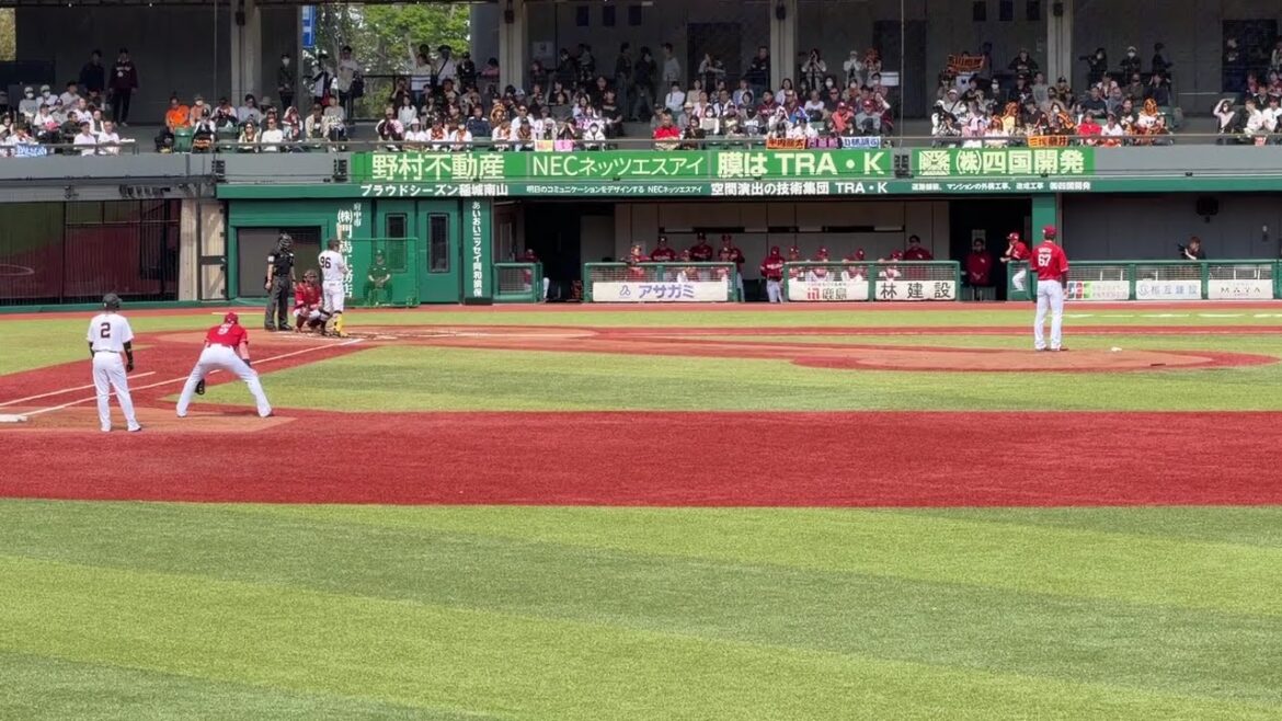 【いわゆる「振り逃げ」ではない場面】巨人が先制