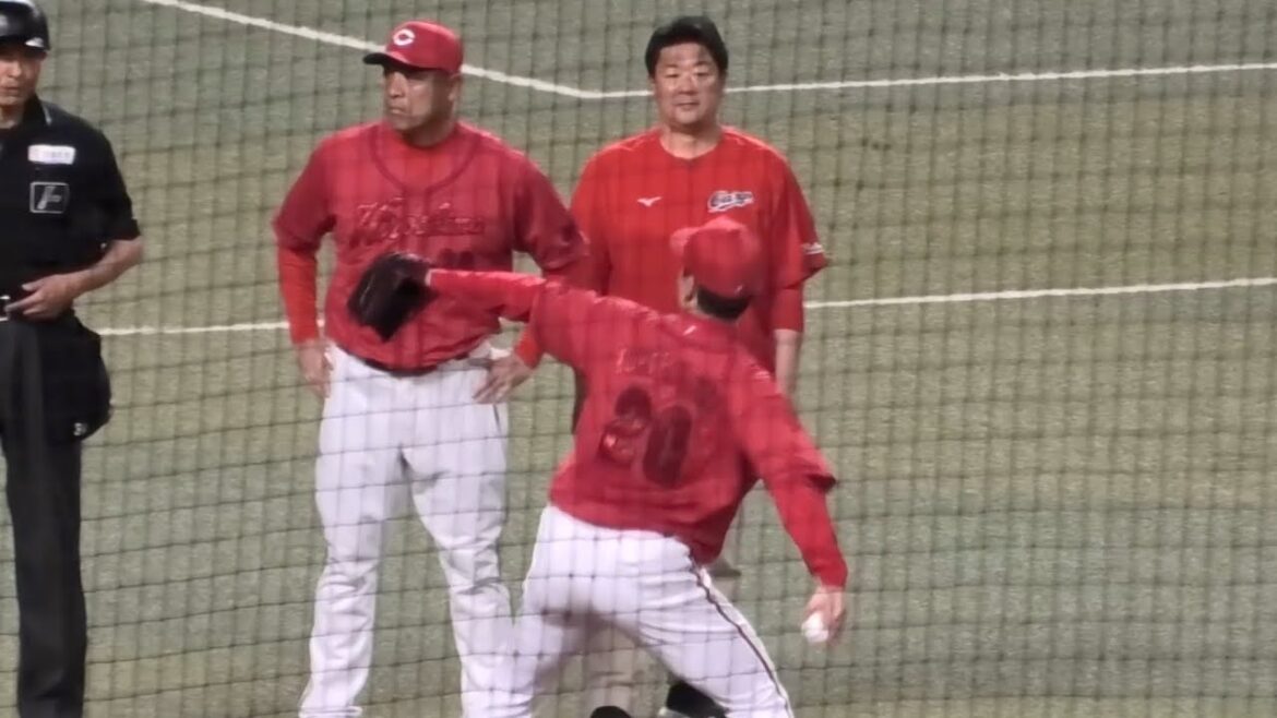 栗林良吏が初回に緊急降板！違和感訴えて治療し再びマウンドも...心配するカープベンチ！広島カープvs中日ドラゴンズ 2026年5月22日