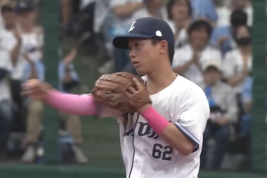 西武22歳が「軽やかに舞う」 画面外から突如”出現”…絶品守備に「もうあきらめて」 | Full-Count 楽天戦で好守を見せた西武・滝澤夏央【写真:パーソル パ・リーグTV】