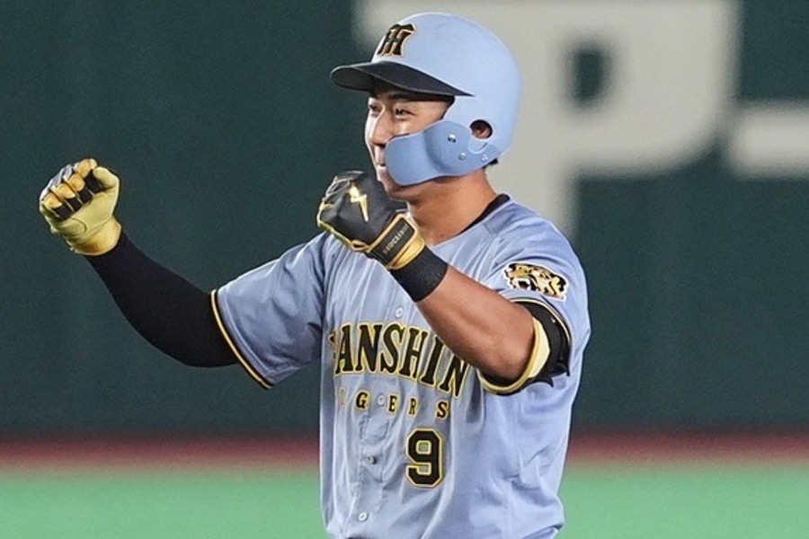 阪神ドラ1、”初起用”の巨人戦でいきなり…「ヤバい」 衝撃打に虎党興奮「魅力しかない」 | Full-Count 巨人戦で2塁打を放った阪神・立石正広【写真:小林靖】