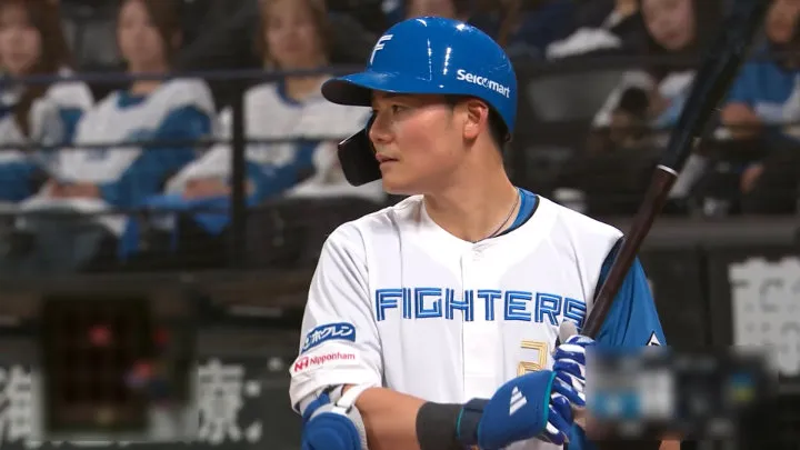 Kotaro Kiyomiya is on a six-game hit streak to start the season. Expectations are high for Keita Nakagawa who had three hit the previous day. | Pacific League Hokkaido Nippon-Ham Fighters player Kotaro Kiyomiya © Pacific League TV