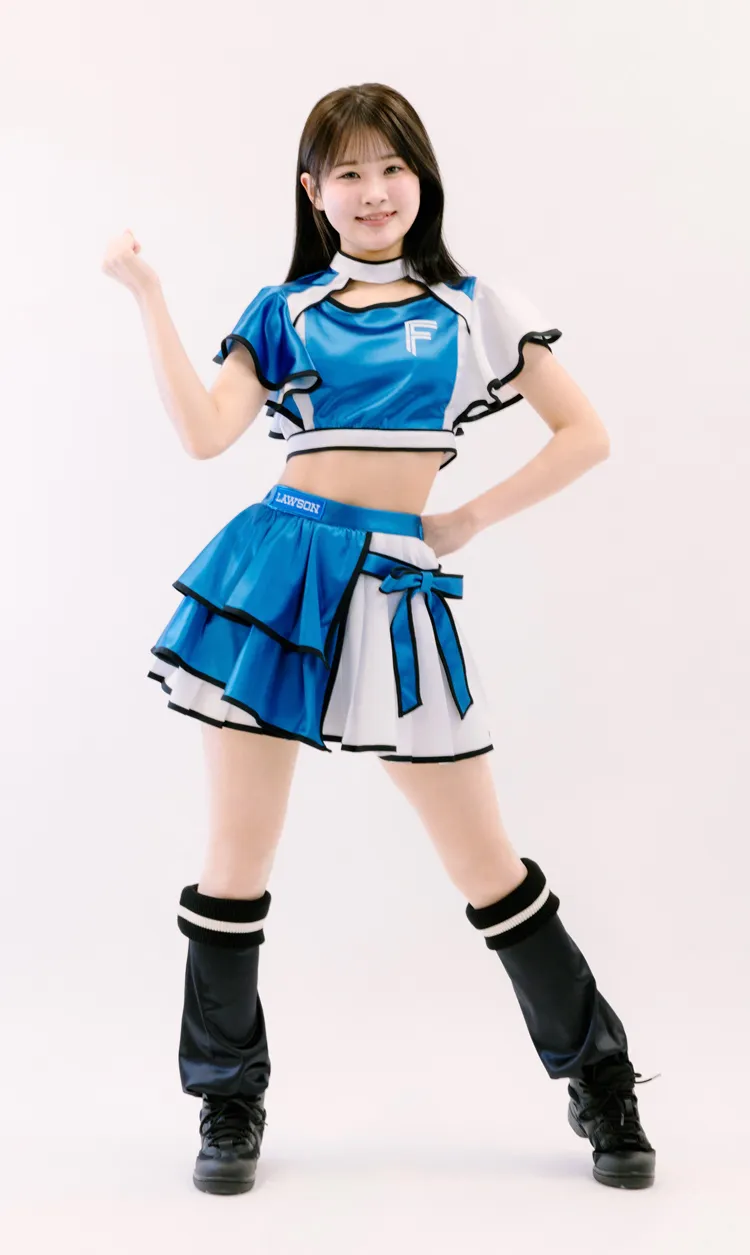 十川莉子さん  © H.N.F.
