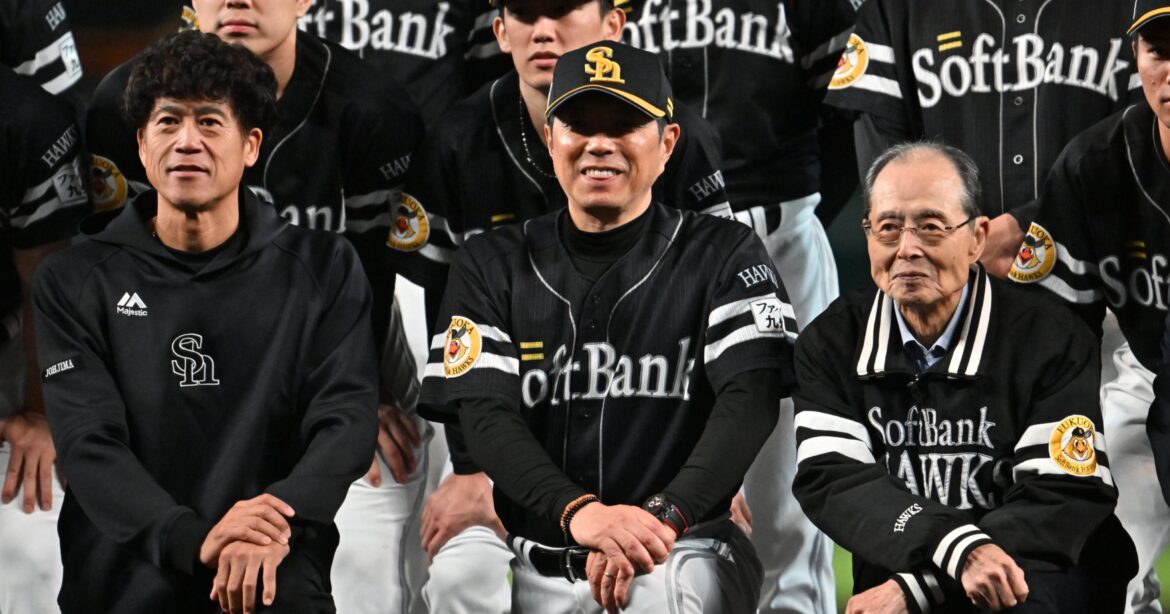 「王さんみたいに三かん王をとりたい」夢見る少年だった城島健司が今実感する王貞治の凄み「王さんは“一人何役”もやって強いホークスを築いた」 - プロ野球 - Number Web