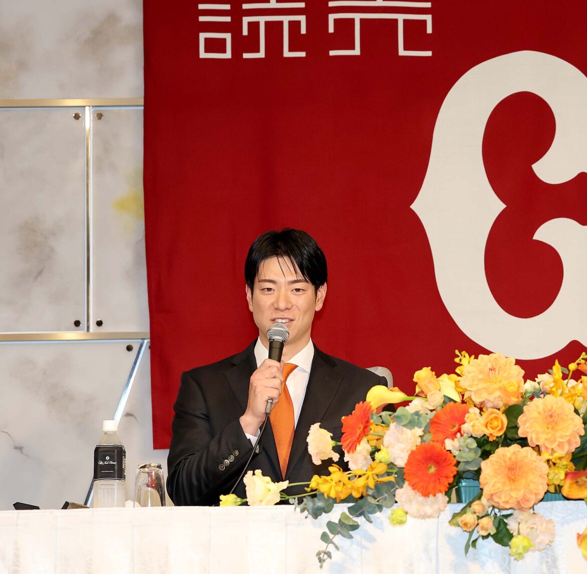 Tokyo Giants Sign Outfielder Go Matsumoto